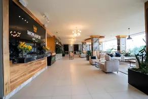 Monarch Hotel - Image 5
