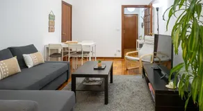 Céntrico y cómodo en zona Vialia by CABANA Rentals - Image 1