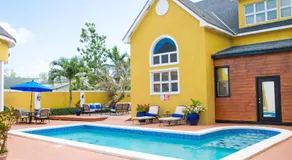 Brownstone Guesthouses - Image 3