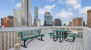 Downtown 1 BR Condo near Convention Center - Image 5