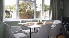 Stylish Heathrow Retreat 2-Bed Near Station - Image 4