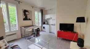Charming Parisian studio! - Image 2