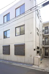 Calm Riverside Inn Close to Ikebukuro - Image 3