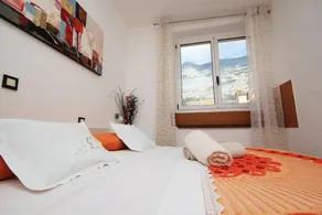 Apartment Riva - Image 2
