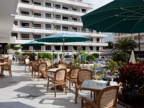 Hotel-Apartamentos Andorra - Image 4