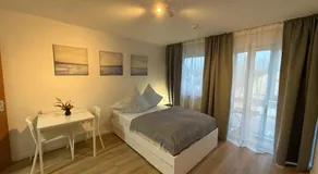 South Apartment - Modern & Stylish - Image 2