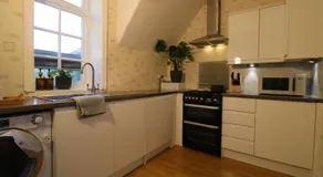 Mossley Hill Retreat - Image 2