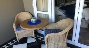 Bella Blue Guesthouse - Image 5