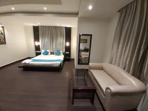 Hotel Anand Castle - Image 2