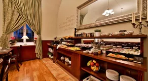Hotel Julian - Image 5