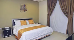 City Guests Hotel Suites - Image 2
