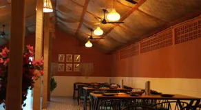Metro Club Resort - Image 4