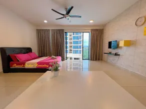 Peanut Butter Homestay #Trefoil Setia City - Image 2