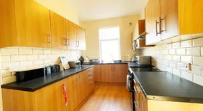Fogs Property - Darlington City Apartments - Image 5