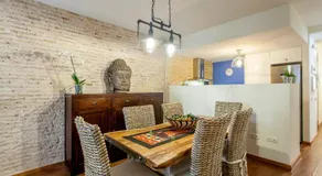 LUXURIOUS & ALLURING HOME IN HISTORIC TOWN (VALENCIA) - Image 3