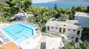Lions 2 Studios & Apartments, Poros Island. - Image 3