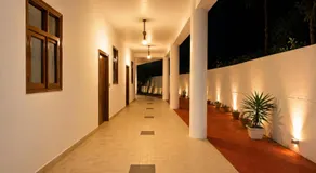 The Regal IVY Hotel - Image 5