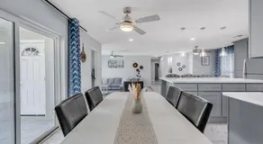Exclusive Residence in Glendale - Image 2