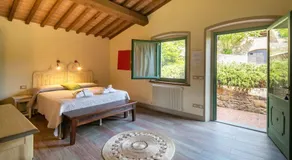 La Gufaia - holiday houses with pool near Florence - Image 2