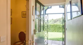 Belle Isle Castle and Cottages - Image 4