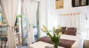 BEAUTIFUL SILENT APARTMENT Private Parking - Image 2