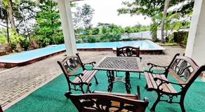 Luxury 3-BHK Villa with infinity Pool - Image 3