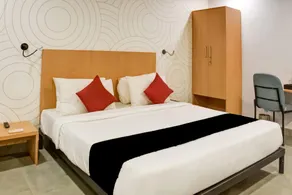 Hotel Landmark Square - Image 4