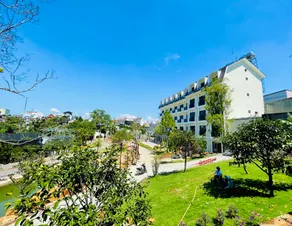 Sunflower Hotel & Resort - Image 4