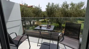 Estelle Family Luxury Apartments & Suites - Image 3
