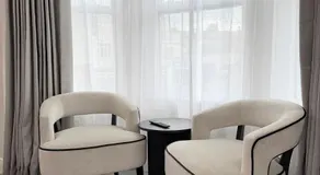 Large Studio Retreat by the beach with sea view parking Wi-Fi - Image 3