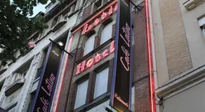 Hôtel Latino Café - Image 2