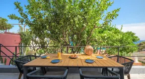 Proche Monaco, vue mer, accès plage et jardin privatif - Image 3