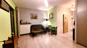 Green Wilanów Apartment with free parking - Image 2