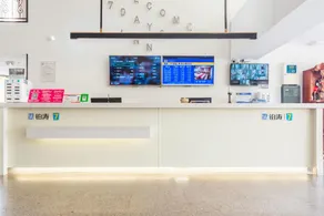 7Days Inn Zhuhai Crocodile Island Bohuang Furniture Baiteng Lake Branch - Image 5