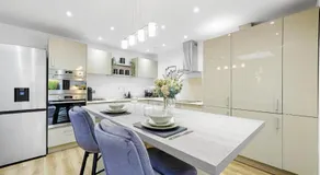 Modern Bungalow in Maidstone sleeps 5 with free parking - Image 5