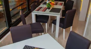 Mark's Palace - Image 3