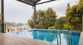 Mhendo Hotel & Studio Suites - Image 4
