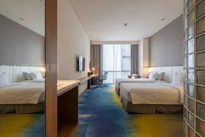 Shenzhen Songgang Manjing Huale Pin Hotel 深圳松岗满京华樂品酒店 - Image 1
