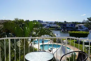 Pelican Cove Waterfront Apartments - Image 4
