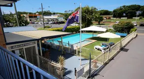 Beachlander Self-Contained Holiday Apartments - Image 5