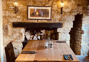 The Crown Inn at Benson - Image 3