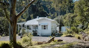 Gracie Cottage Romantic Secluded Hinterland Escape for 2 - Image 3