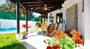 Bodrum Merkezde Müstakil Havuzlu Villa - Image 5