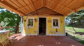 Bristol Cabins - Image 5