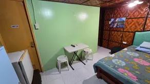 Sunny Shores Green Room - Image 5
