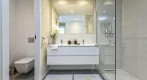 ViVi Homes - Luca Pool, Gym, Spa & Sea View - Image 4