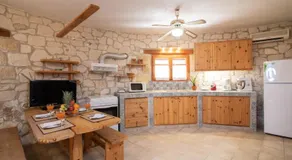 Gerakomylos Stone House - Image 3