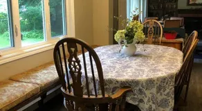 Mendenhall Private Room In Shared Home - DISCOUNT ON TOURS - Image 4