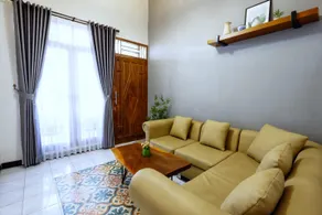 Andromeda Home Stay Yogyakarta Malioboro Jogja - Image 2