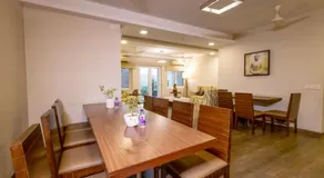 Classic Boutique Hotel & Luxury Service Apartments - Image 5